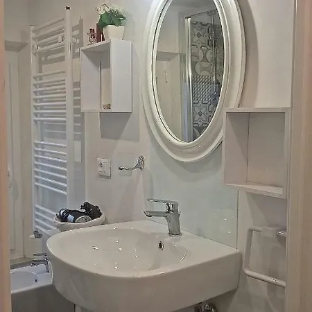 Prione 12 Apartment Cinque Terre Station La Spezia Center